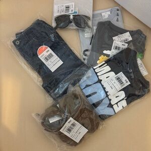 Stylish Denim Jeans and Graphic Tees Set